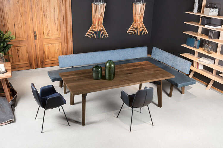 Новый бренд: столы из массива дерева Janua